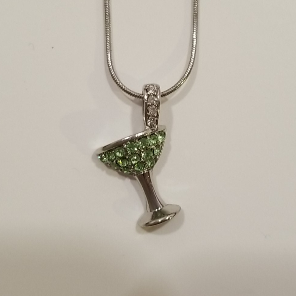 Like New Lia Sophia Martini Necklace